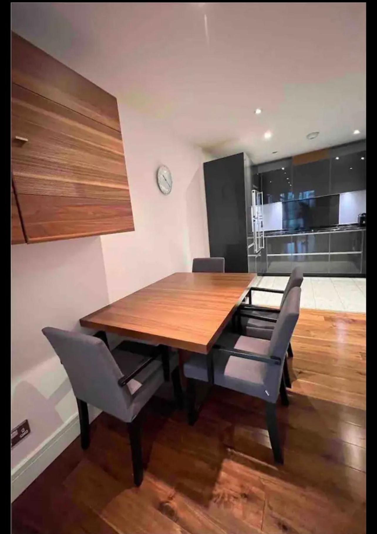 Luxury Apartment Riverside London Exterior photo